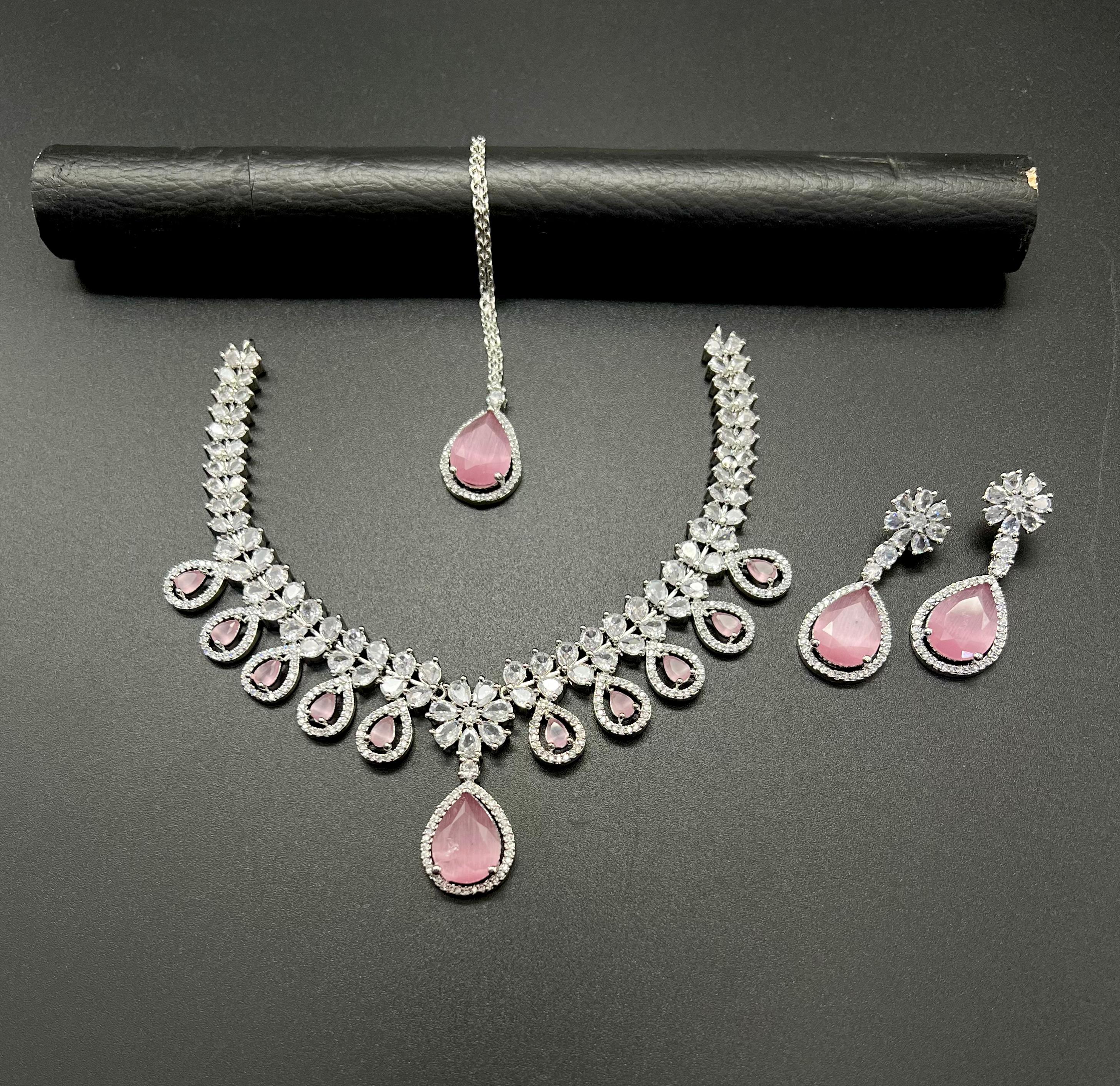 ALIYANA NECKLACE SET