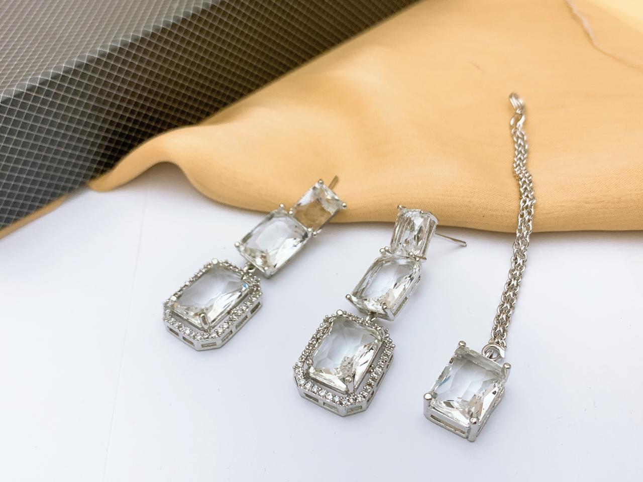 JOHMS TIKKA EARRINGS